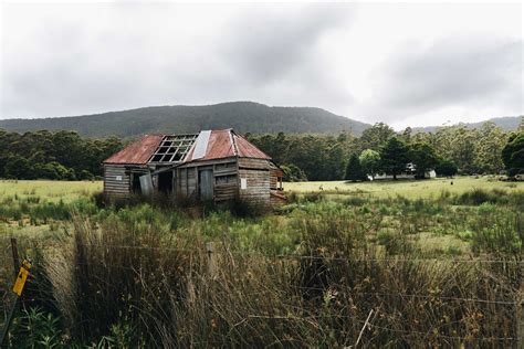 abandoned farms for sale tasmania.